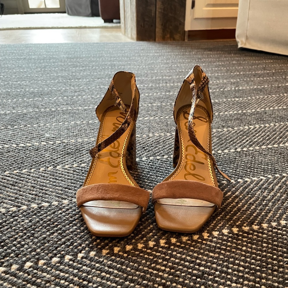 Sam Edelman snake skin heels size 6